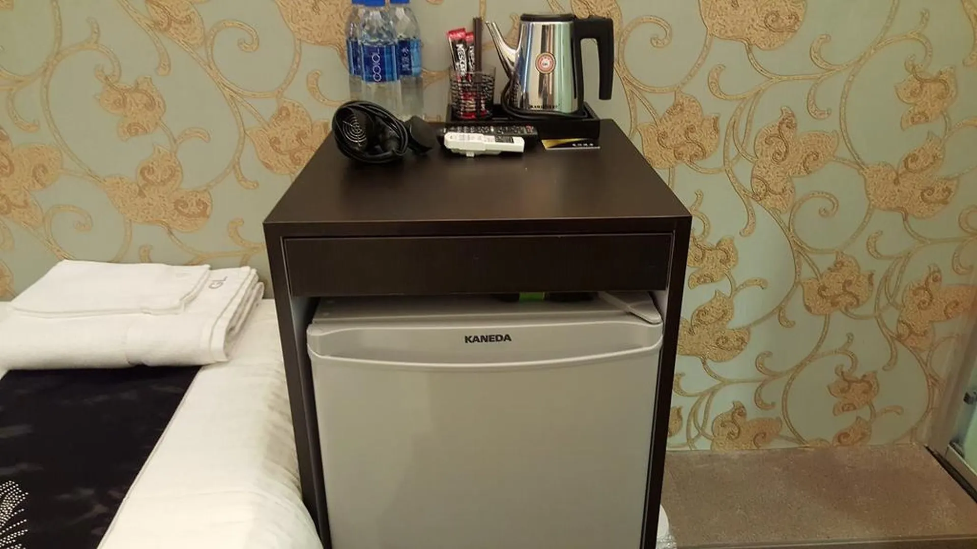 Seasons Hotel - Causeway Bay Hong Kong 2*,