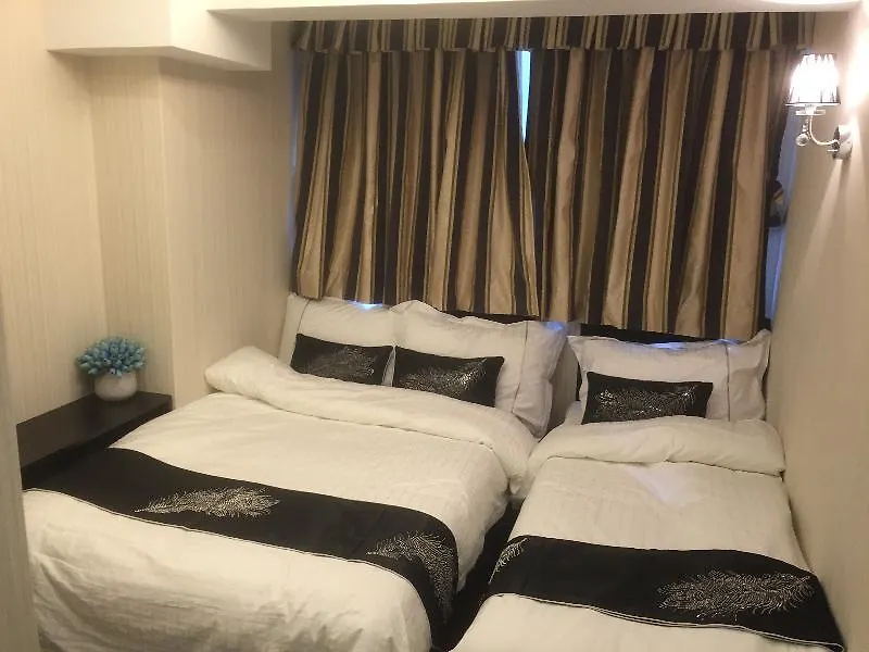 Seasons Hotel - Causeway Bay Hong Kong 2*,