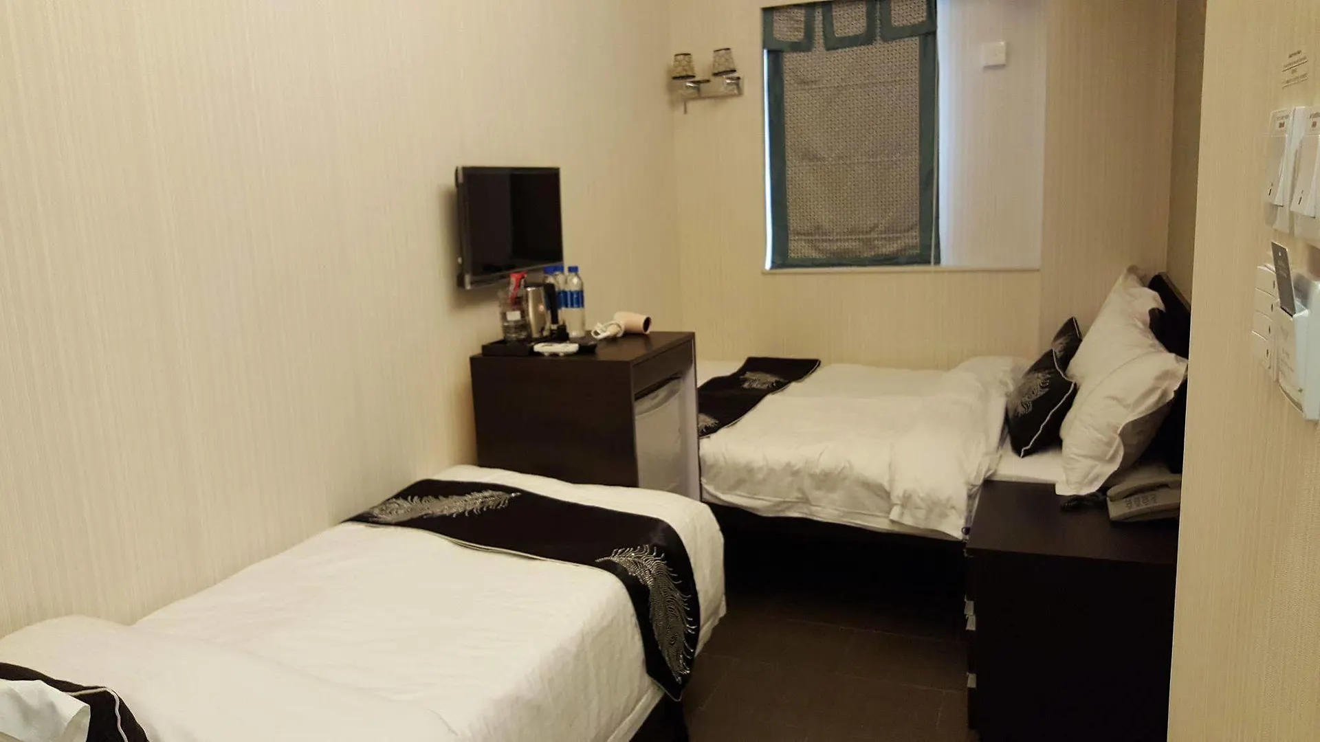 Seasons Hotel - Causeway Bay Hong Kong Guest house