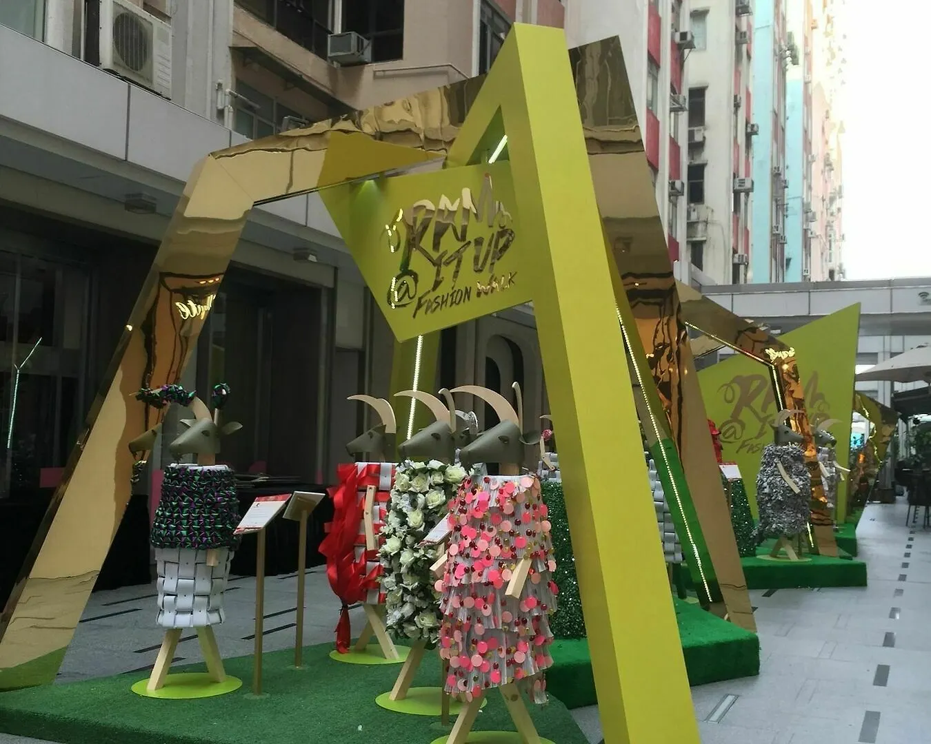 Seasons Hotel - Causeway Bay Hong Kong 2*,  China